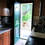 Mountain House With Breathtaking Sea View Πόρος