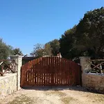 Mountain House With Breathtaking Sea View Σπίτι διακοπών *