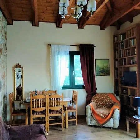 بيت للعطل Mountain House With Breathtaking Sea View بوروس