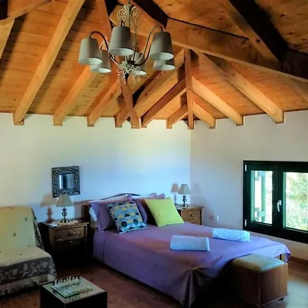 Mountain House With Breathtaking Sea View بيت للعطل بوروس