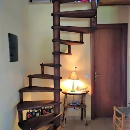 بيت للعطل Mountain House With Breathtaking Sea View