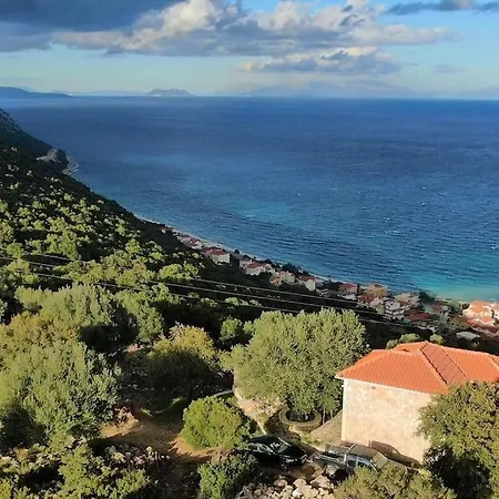 بيت للعطل Mountain House With Breathtaking Sea View بوروس