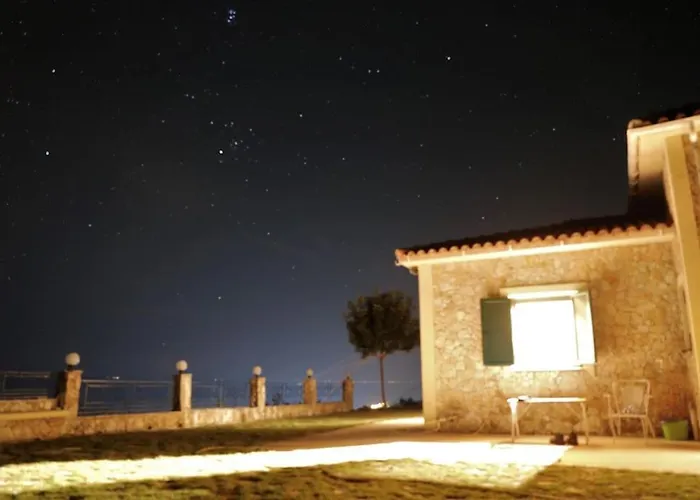 Semesterbostad Mountain House With Breathtaking Sea View *